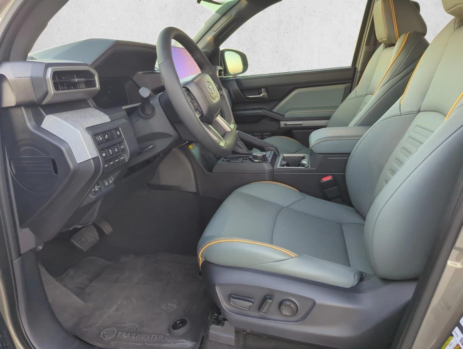 2026 Toyota Tacoma 4WD 4WD Trailhunter Hybrid Double Cab 6' Bed AT (Natl)
