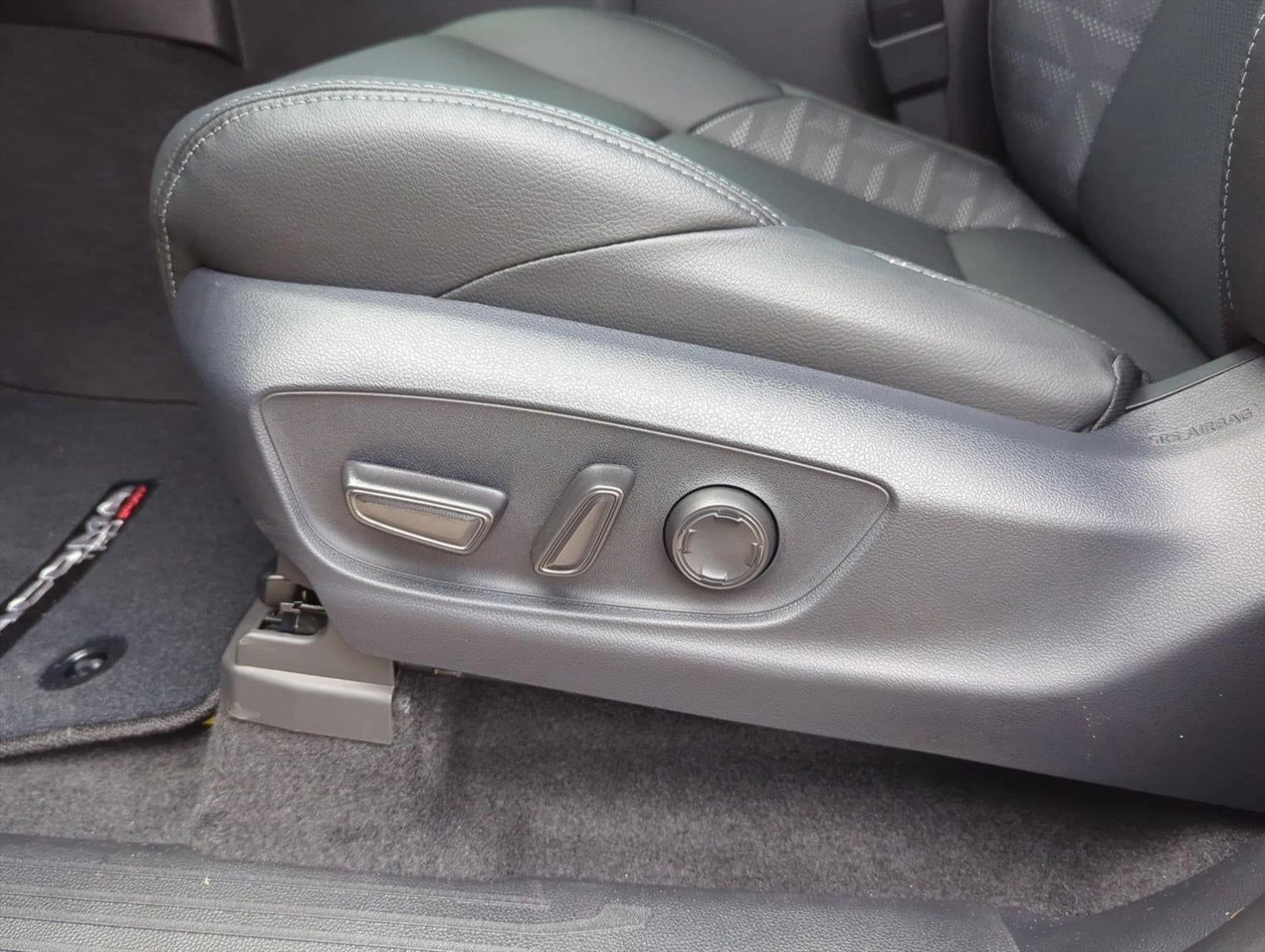 2026 Toyota Tacoma 4WD 4WD TRD Sport Hybrid Double Cab 5' Bed AT (Natl)
