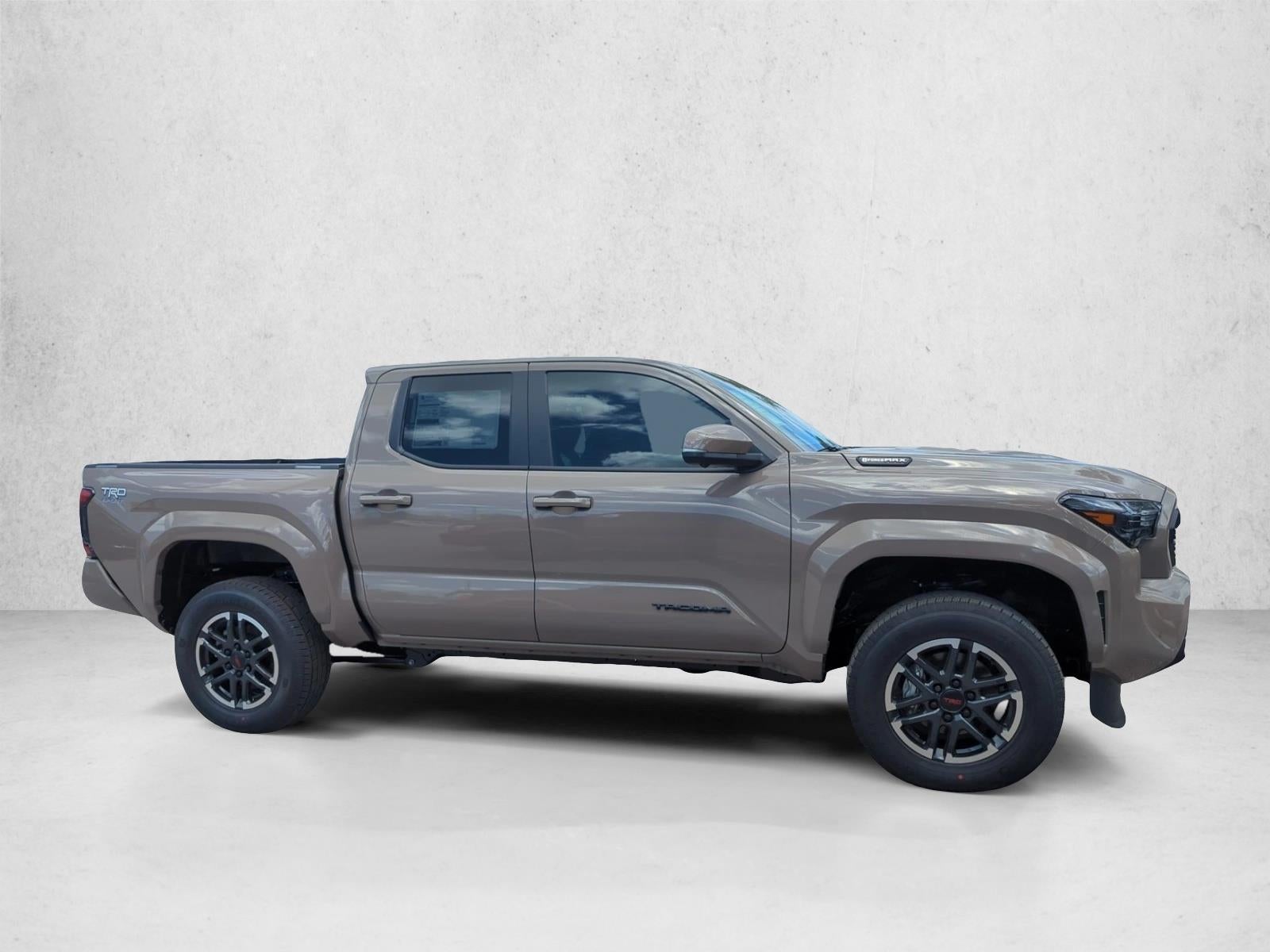 2026 Toyota Tacoma 4WD 4WD TRD Sport Hybrid Double Cab 5' Bed AT (Natl)