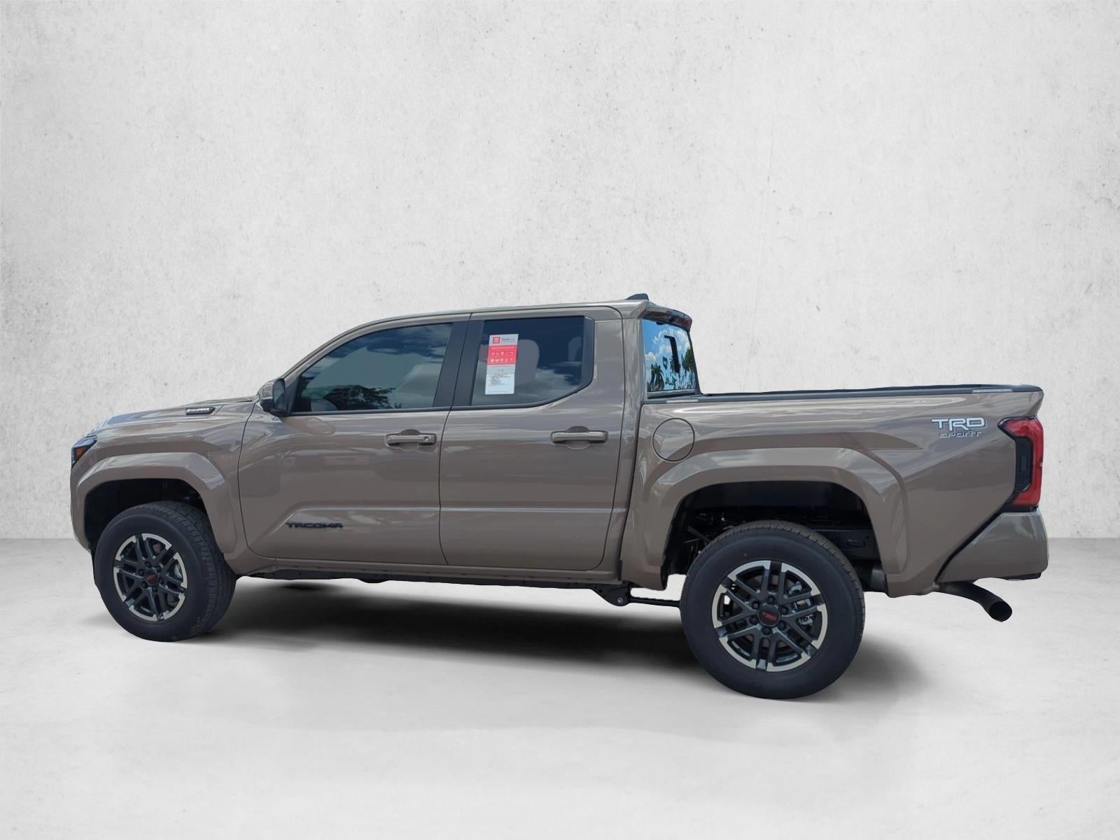 2026 Toyota Tacoma 4WD 4WD TRD Sport Hybrid Double Cab 5' Bed AT (Natl)