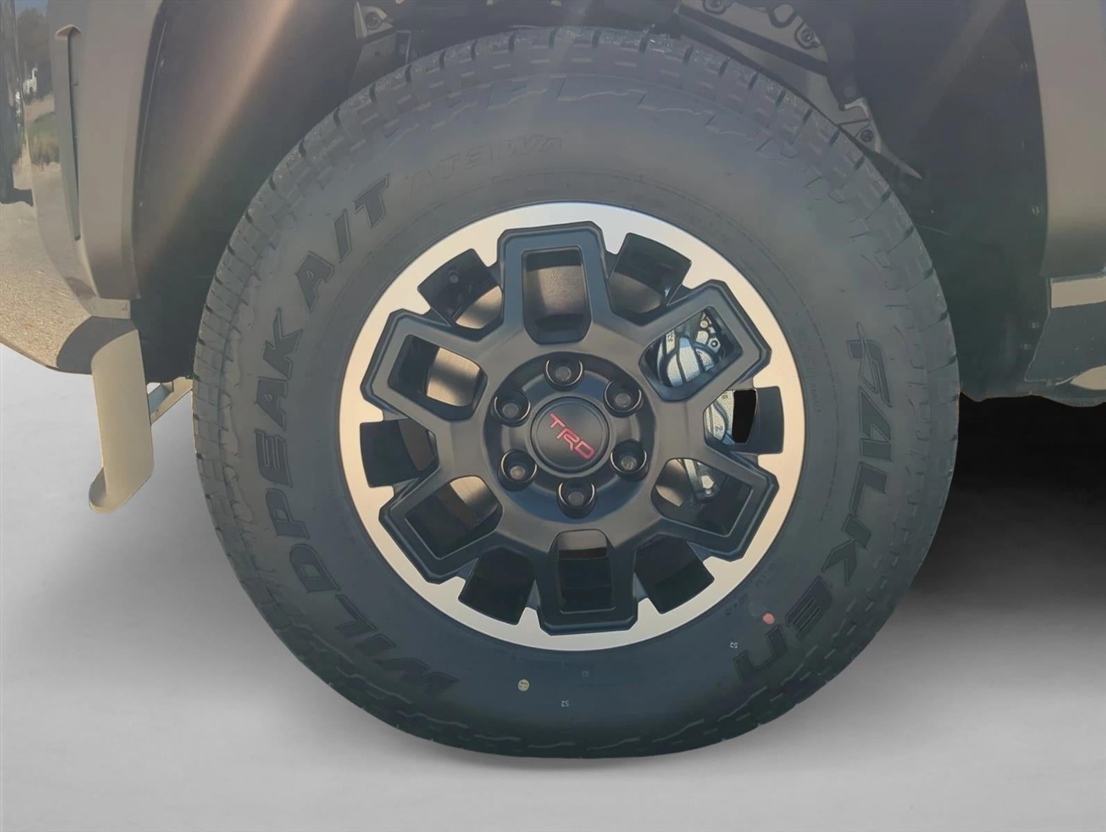 2026 Toyota Tacoma 4WD 4WD TRD Off Road Hybrid Double Cab 5' Bed AT (Natl)