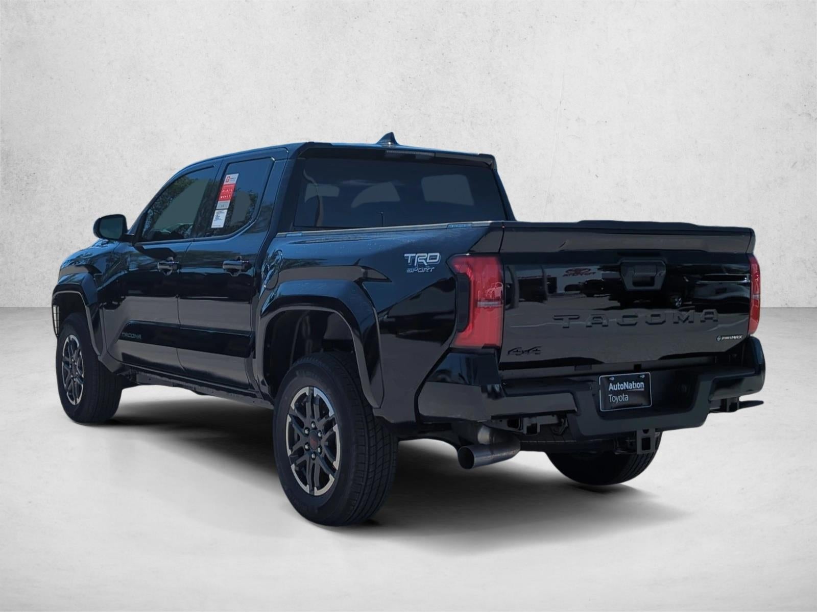 2025 Toyota Tacoma 4WD 4WD TRD Sport Hybrid Double Cab 5' Bed AT (Natl)