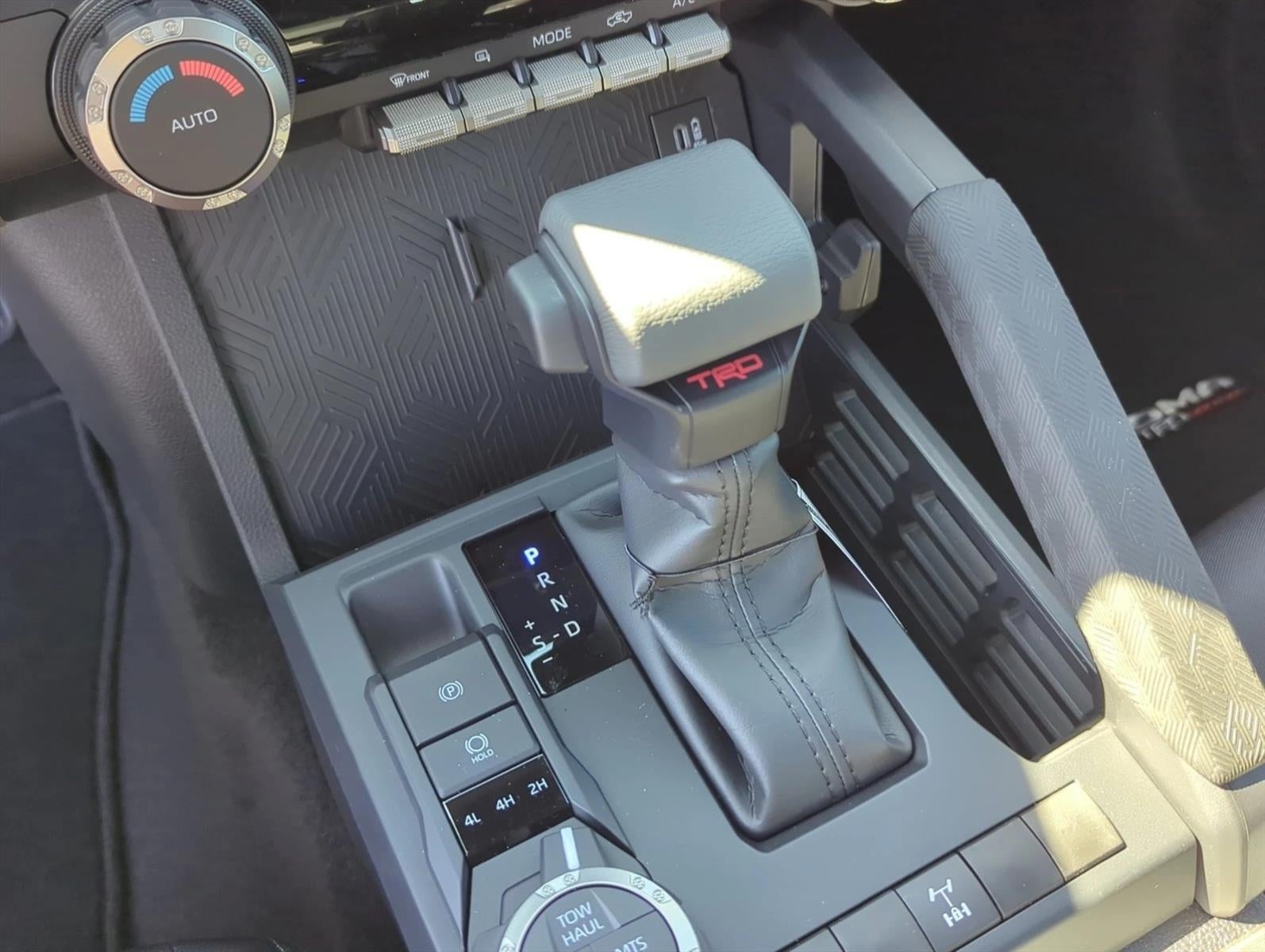 2025 Toyota Tacoma 4WD 4WD TRD Off Road Hybrid Double Cab 5' Bed AT (Natl)