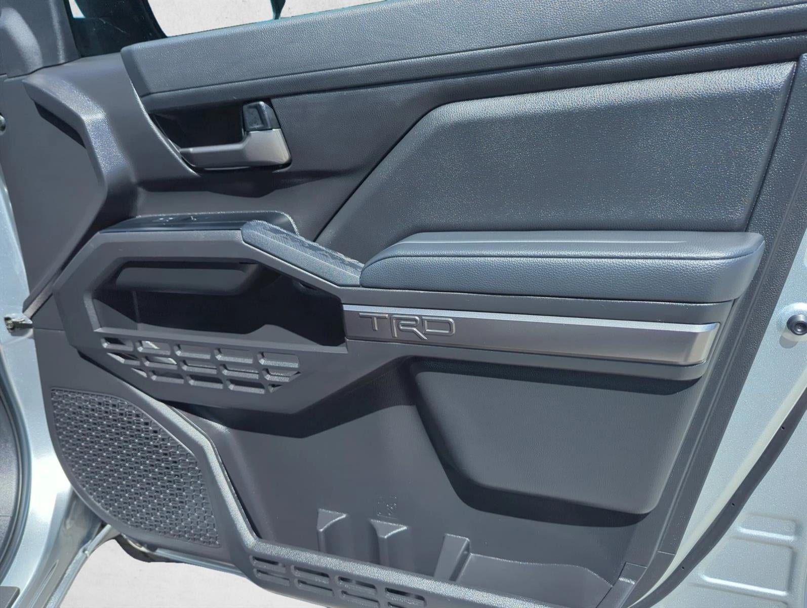 2025 Toyota Tacoma 4WD 4WD TRD Sport Hybrid Double Cab 5' Bed AT (Natl)