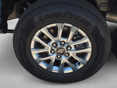 2026 Toyota Tacoma 4WD 4WD Limited Hybrid Double Cab 5' Bed AT (Natl)