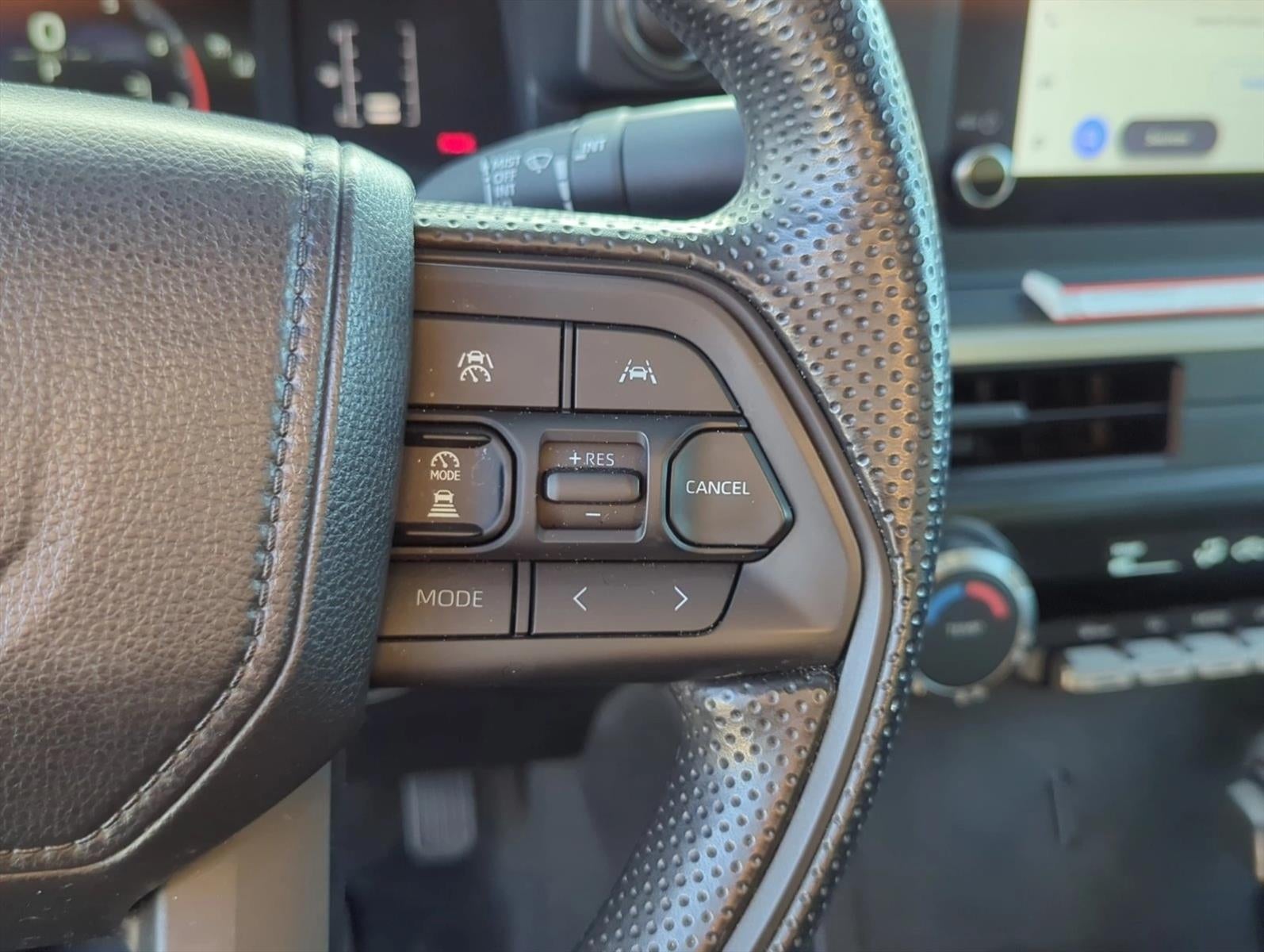2025 Toyota Tacoma 4WD 4WD SR Double Cab 5' Bed AT (GS)
