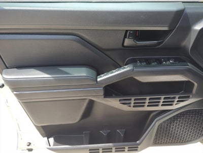 2025 Toyota Tacoma 4WD 4WD SR Double Cab 5' Bed AT (GS)