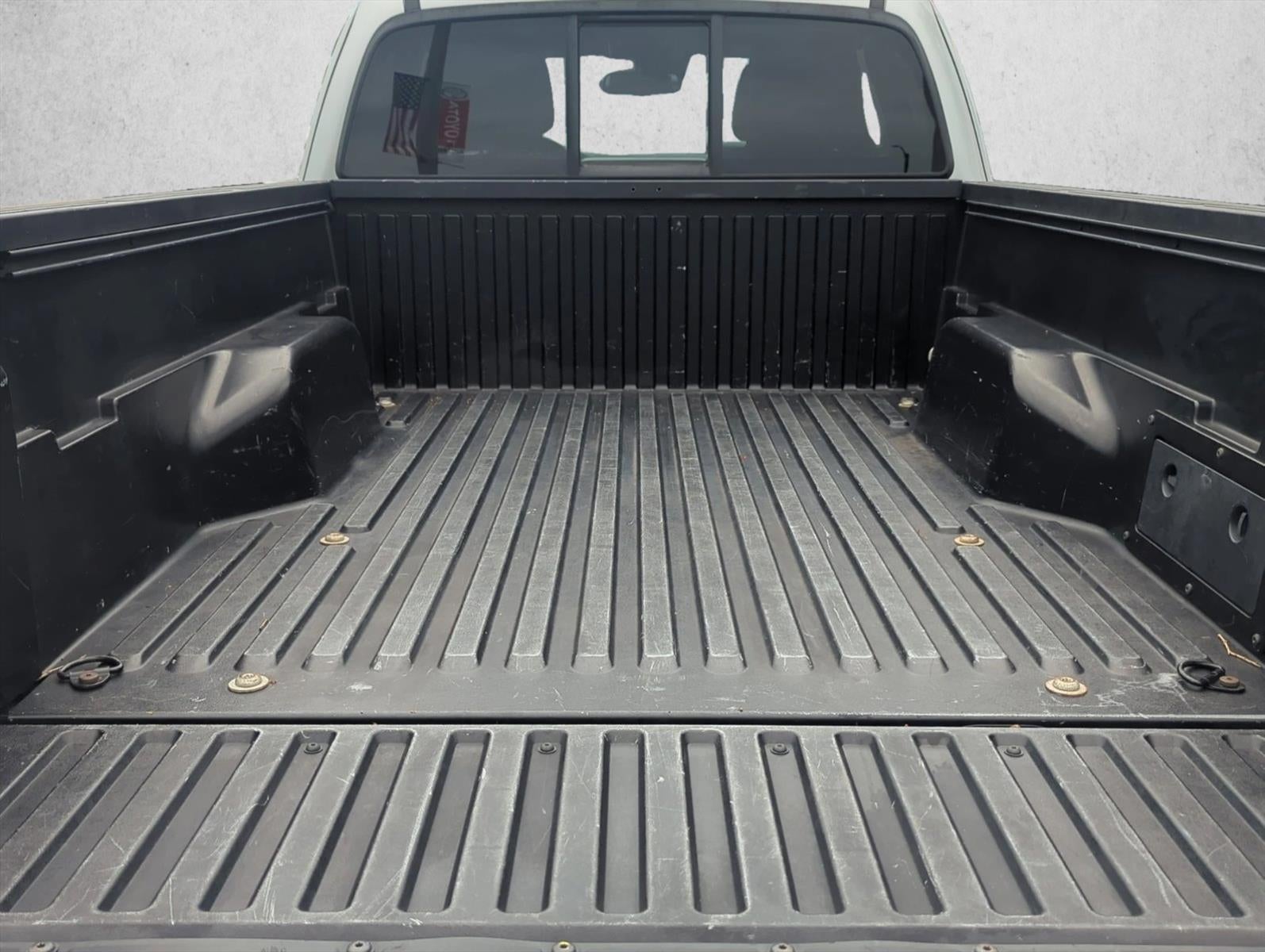 2022 Toyota Tacoma 2WD 2WD SR5 Access Cab 6' Bed V6 AT (Natl)