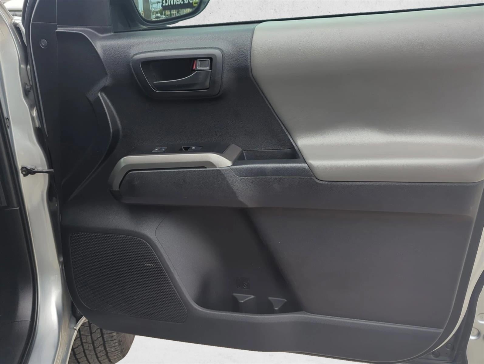 2022 Toyota Tacoma 2WD 2WD SR5 Access Cab 6' Bed V6 AT (Natl)