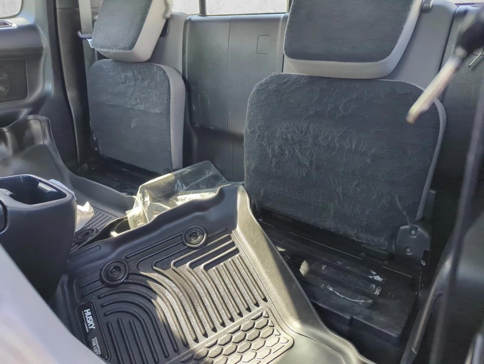 2022 Toyota Tacoma 4WD 4WD SR5 Access Cab 6' Bed I4 AT (Natl)