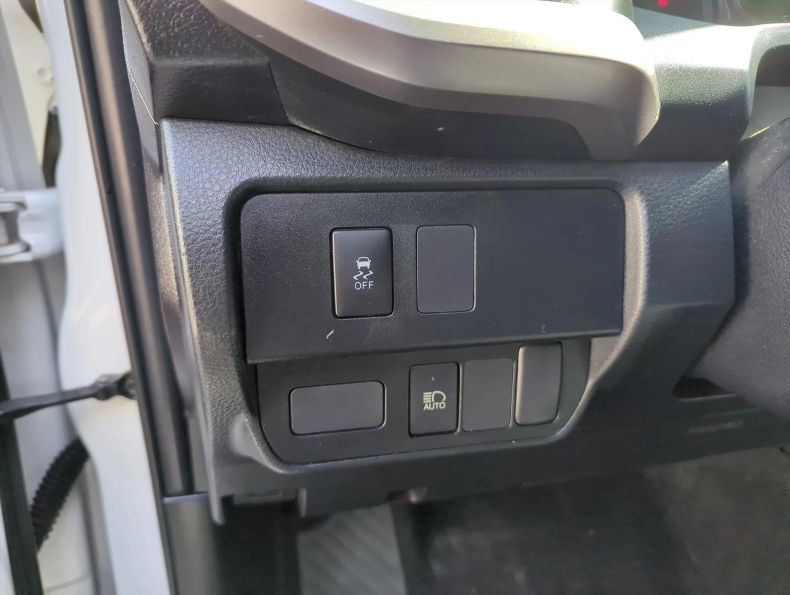 2022 Toyota Tacoma 4WD 4WD SR5 Access Cab 6' Bed I4 AT (Natl)