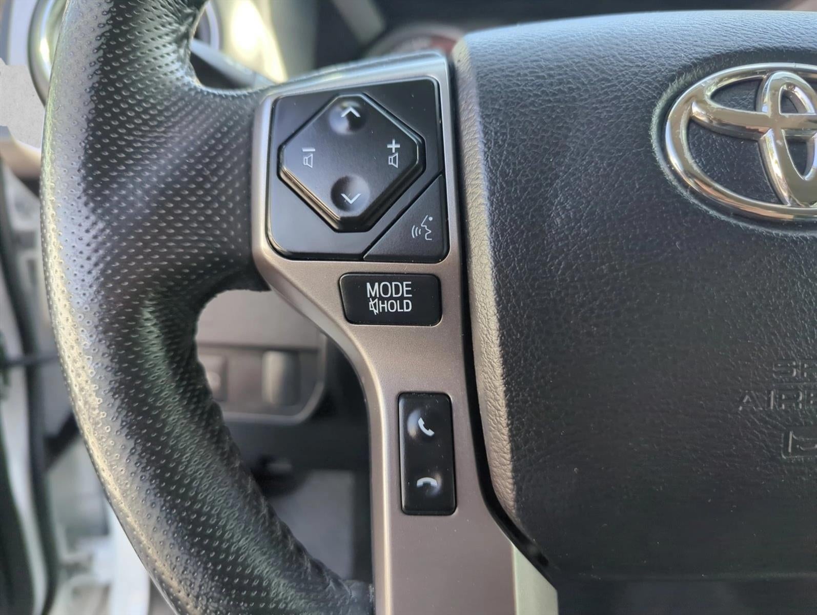 2022 Toyota Tacoma 4WD 4WD SR5 Access Cab 6' Bed I4 AT (Natl)
