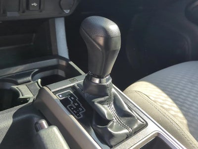 2022 Toyota Tacoma 4WD 4WD SR5 Access Cab 6' Bed I4 AT (Natl)