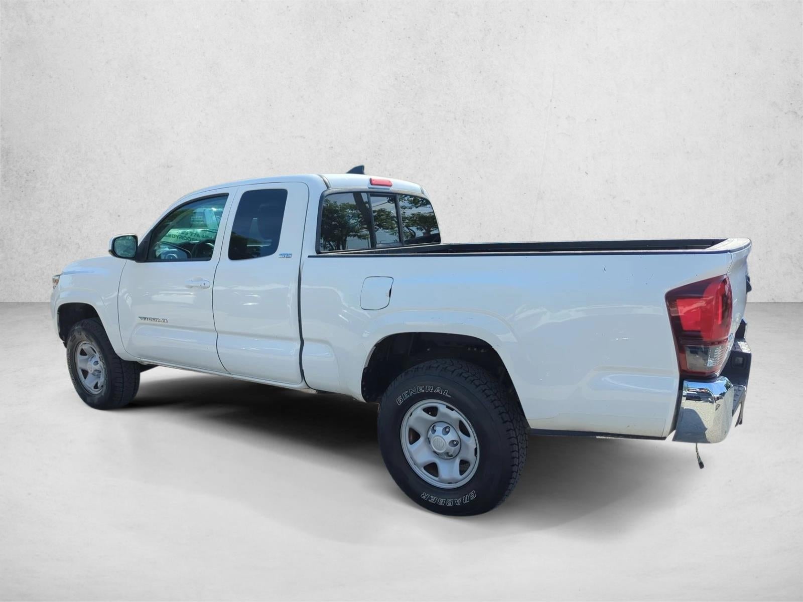 2022 Toyota Tacoma 4WD 4WD SR5 Access Cab 6' Bed I4 AT (Natl)