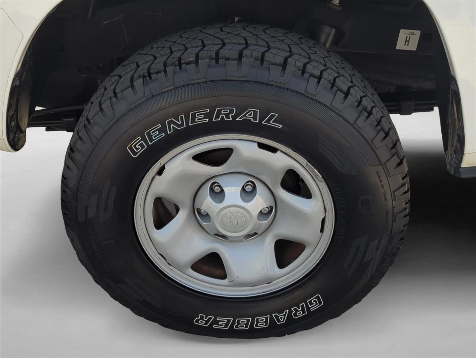 2022 Toyota Tacoma 4WD 4WD SR5 Access Cab 6' Bed I4 AT (Natl)