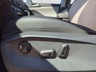 2023 Volkswagen Taos SEL 4MOTION *Ltd Avail*