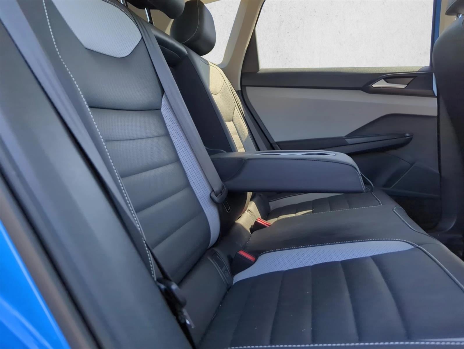 2023 Volkswagen Taos SEL 4MOTION *Ltd Avail*