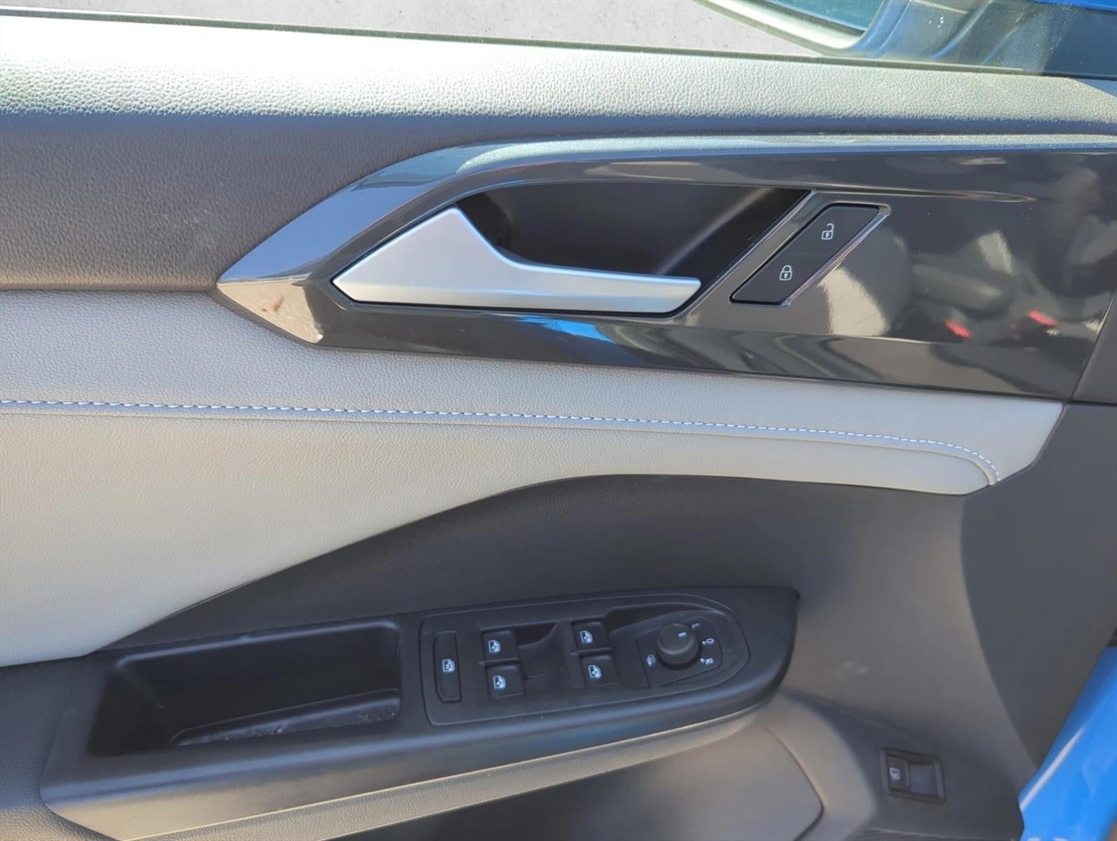 2023 Volkswagen Taos SEL 4MOTION *Ltd Avail*