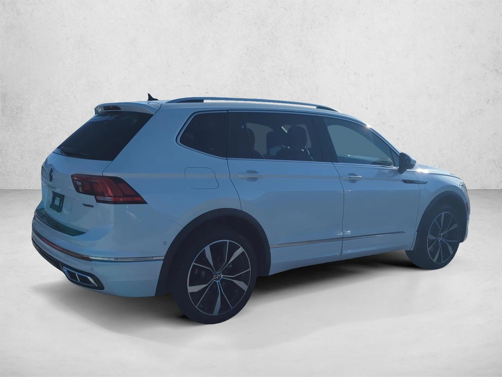2022 Volkswagen Tiguan 2.0T SEL R-Line 4MOTION