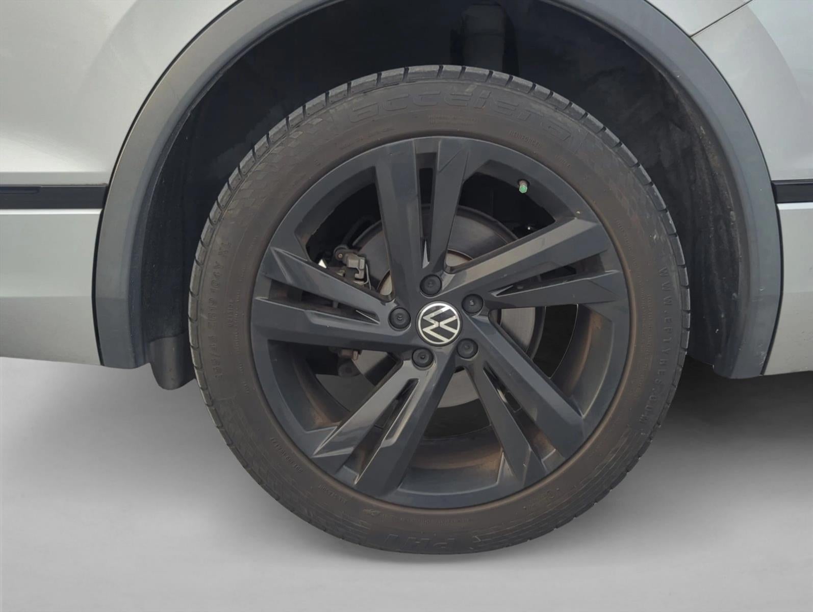 2023 Volkswagen Tiguan 2.0T SE R-Line Black FWD