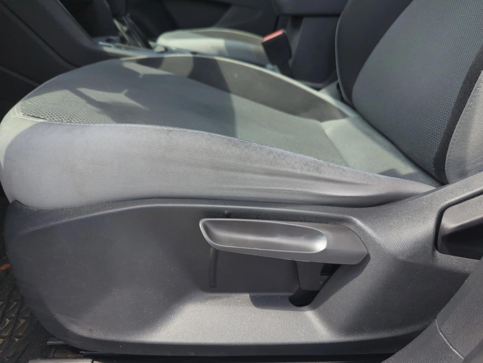 2022 Volkswagen Taos S FWD