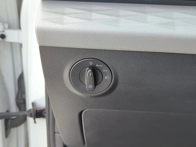 2022 Volkswagen Taos S FWD