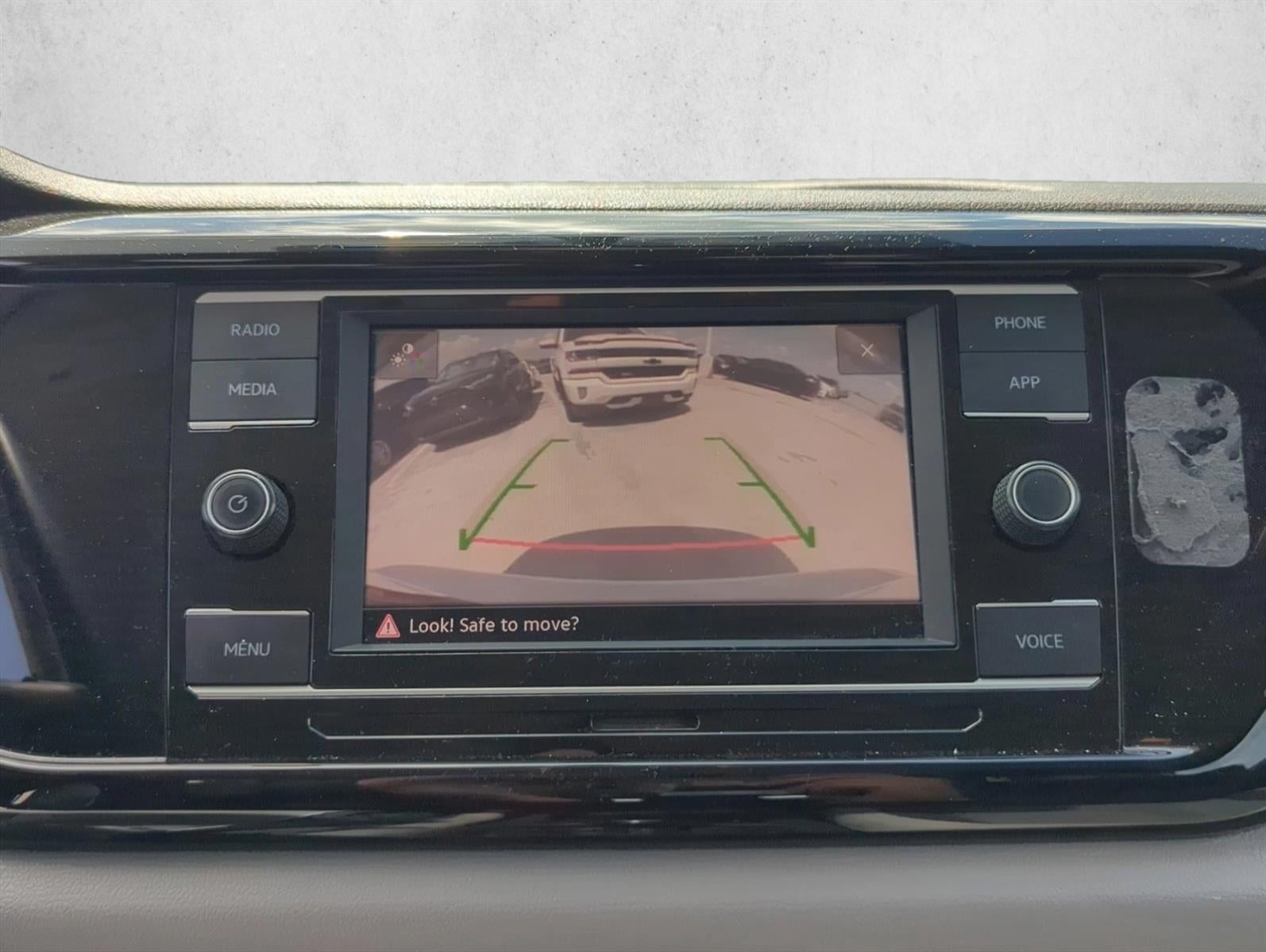 2022 Volkswagen Taos S FWD