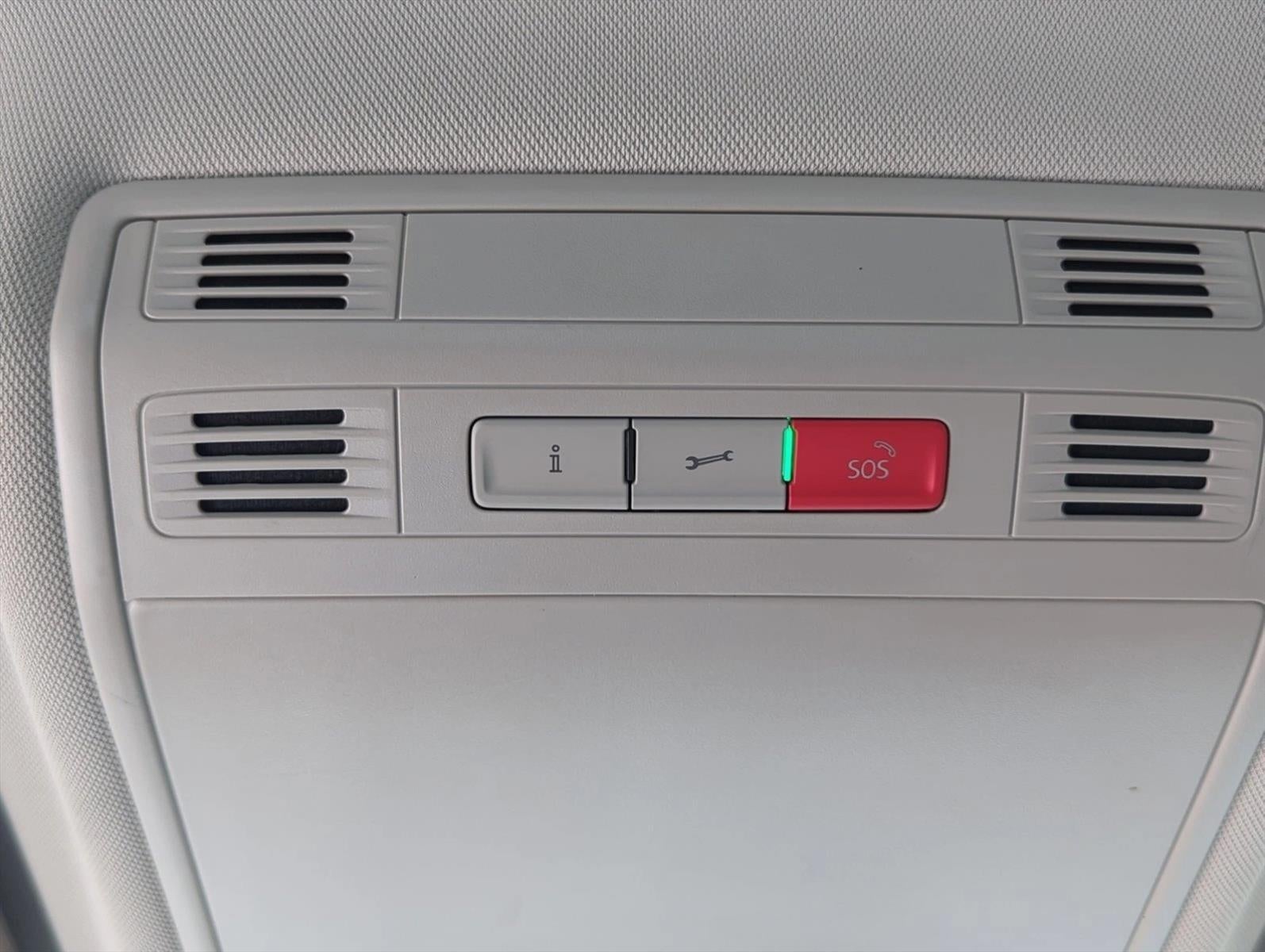 2022 Volkswagen Taos S FWD