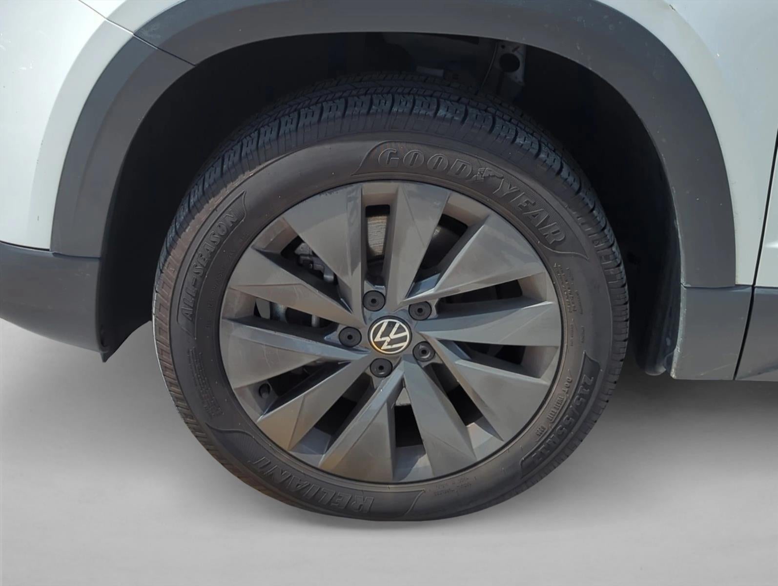 2022 Volkswagen Taos S FWD