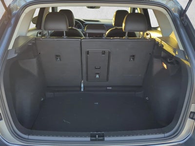 2023 Volkswagen Taos SE FWD