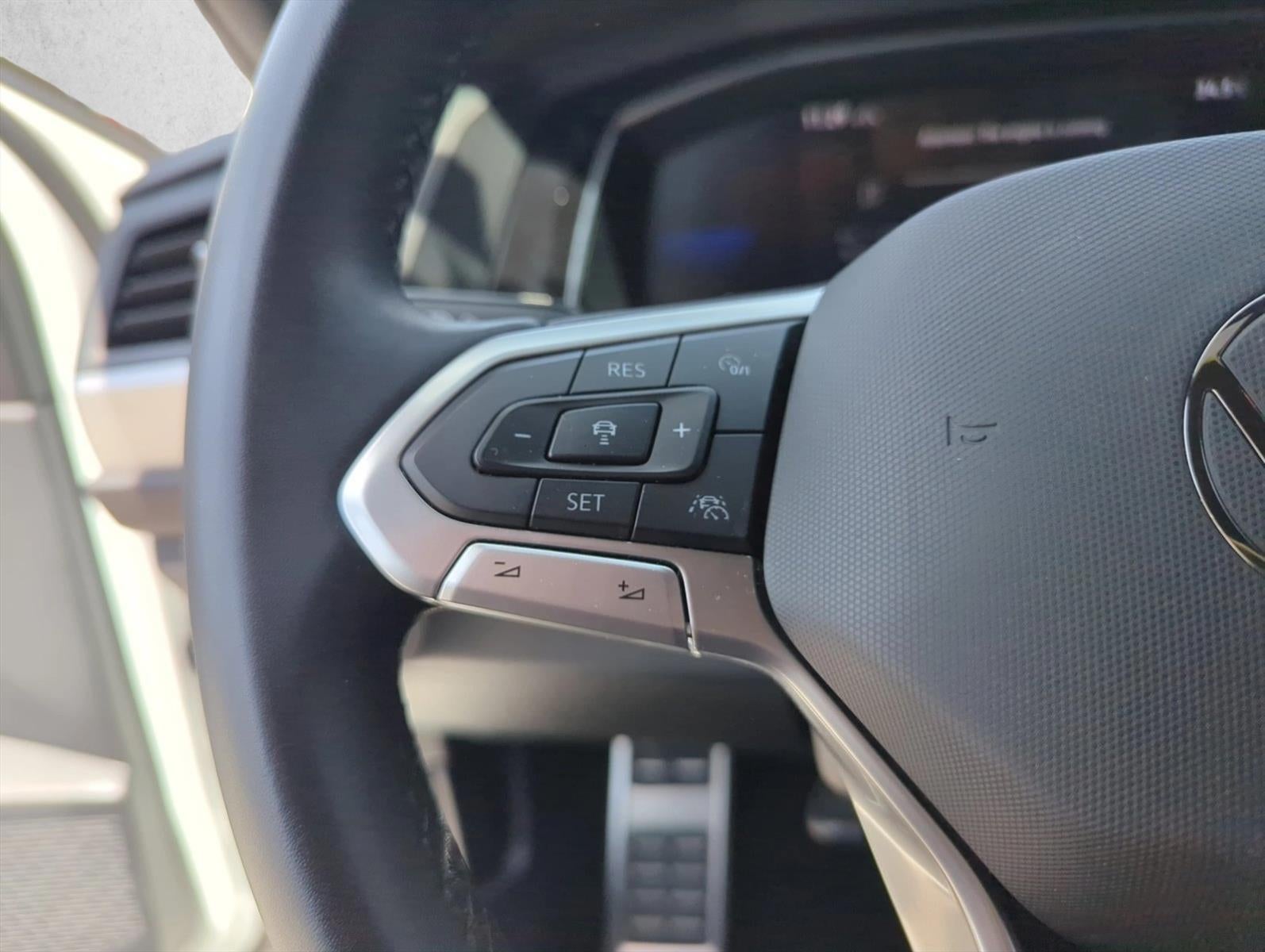 2024 Volkswagen Jetta Sport Auto