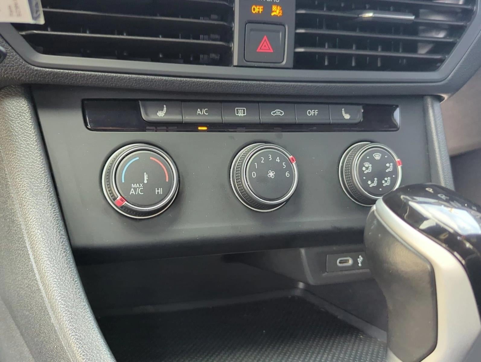 2024 Volkswagen Jetta Sport Auto