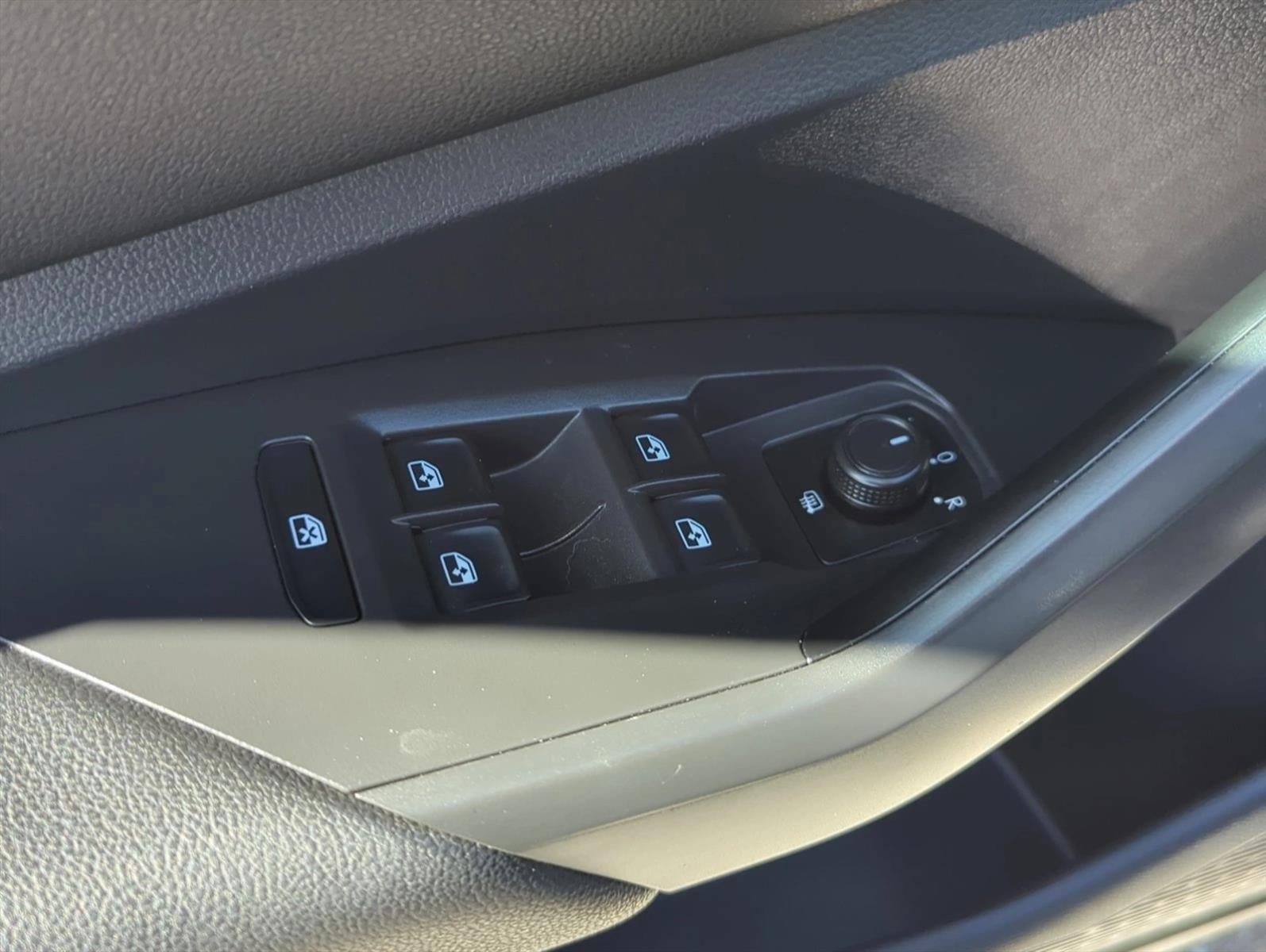 2019 Volkswagen Jetta S Auto w/ULEV