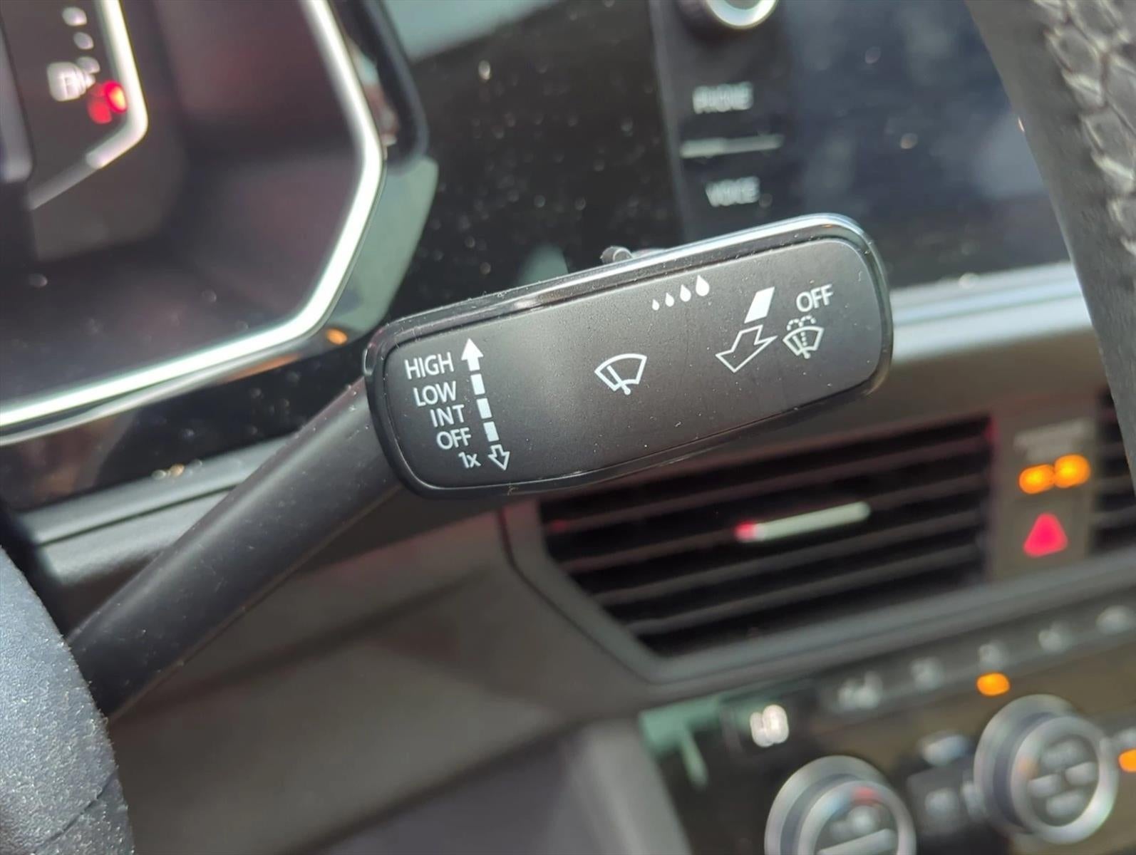 2020 Volkswagen Jetta SEL Auto w/SULEV