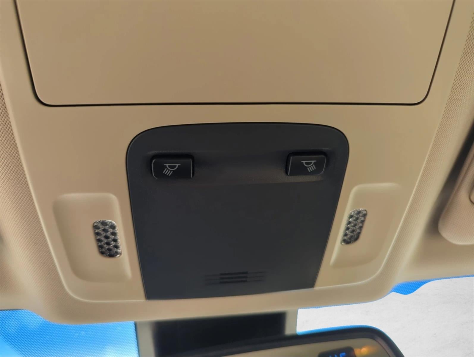 2018 Toyota Camry LE Auto (SE)