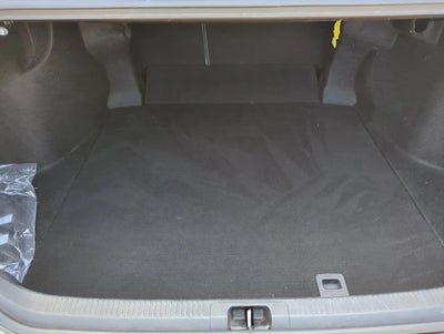 2018 Toyota Camry LE Auto (SE)