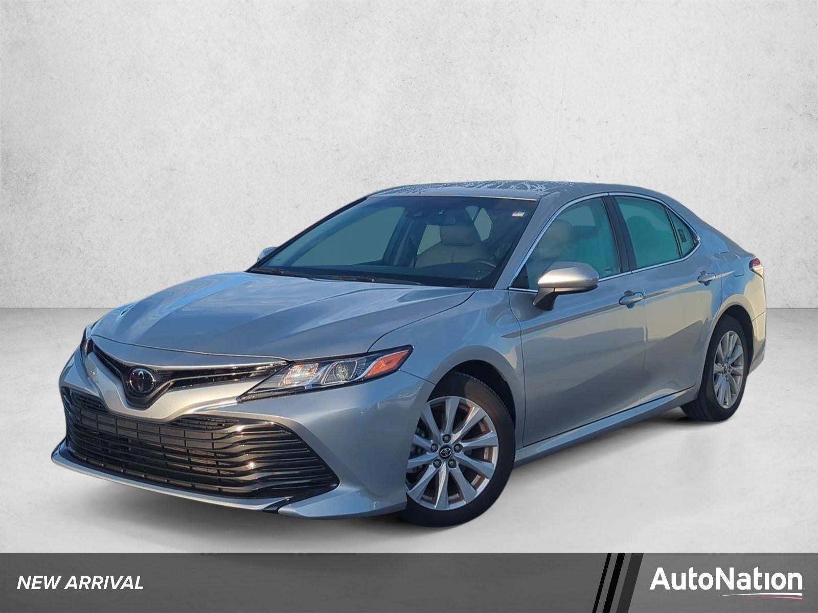 2018 Toyota Camry LE Auto (SE)