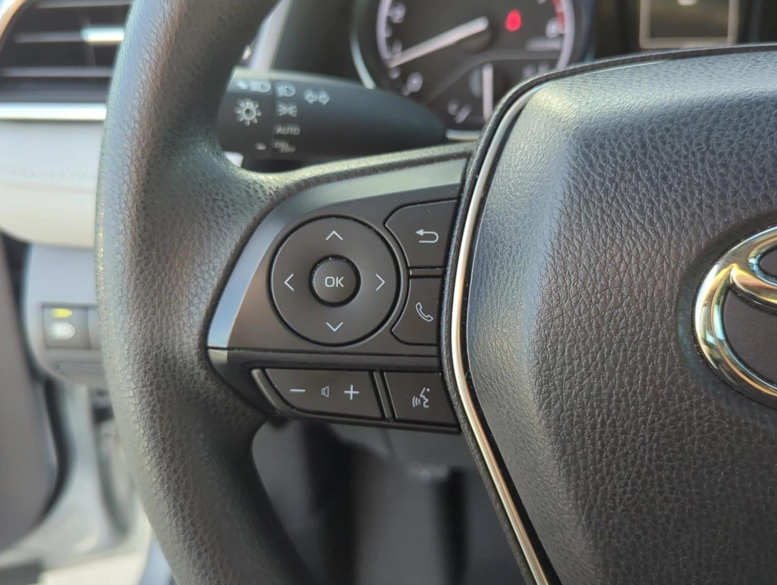 2018 Toyota Camry LE Auto (SE)
