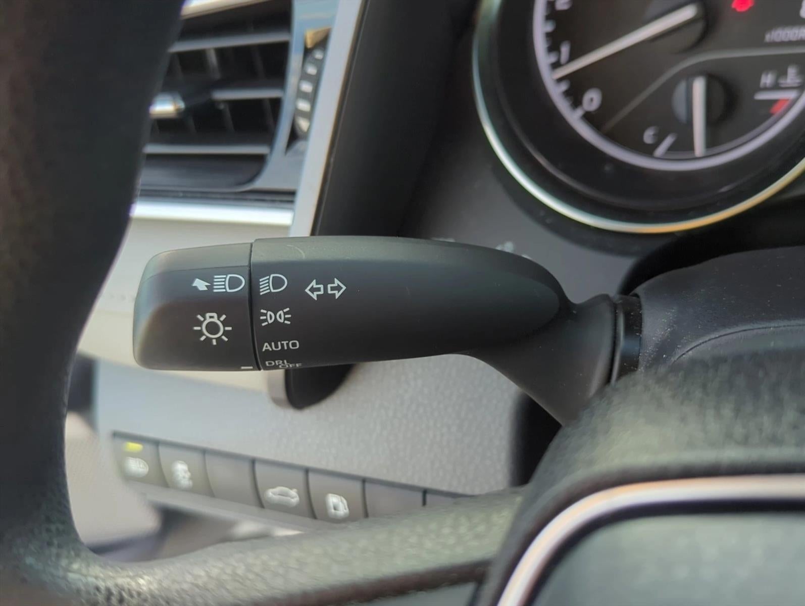 2018 Toyota Camry LE Auto (SE)