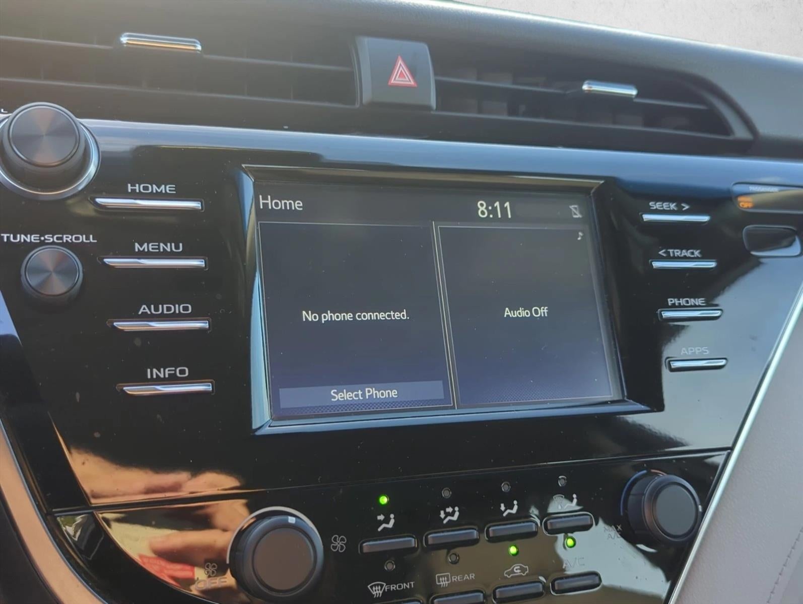 2018 Toyota Camry LE Auto (SE)