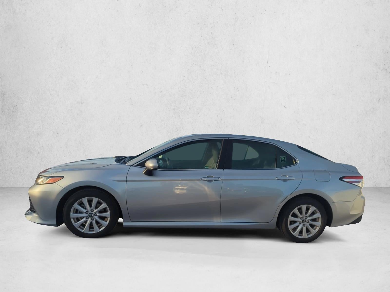 2018 Toyota Camry LE Auto (SE)