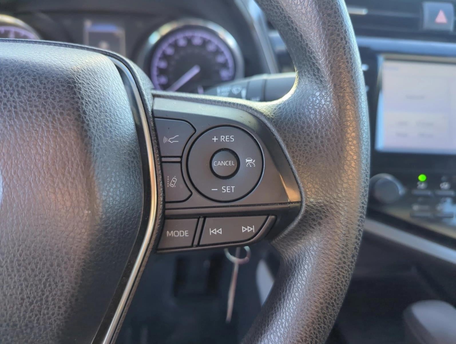 2018 Toyota Camry LE Auto (SE)