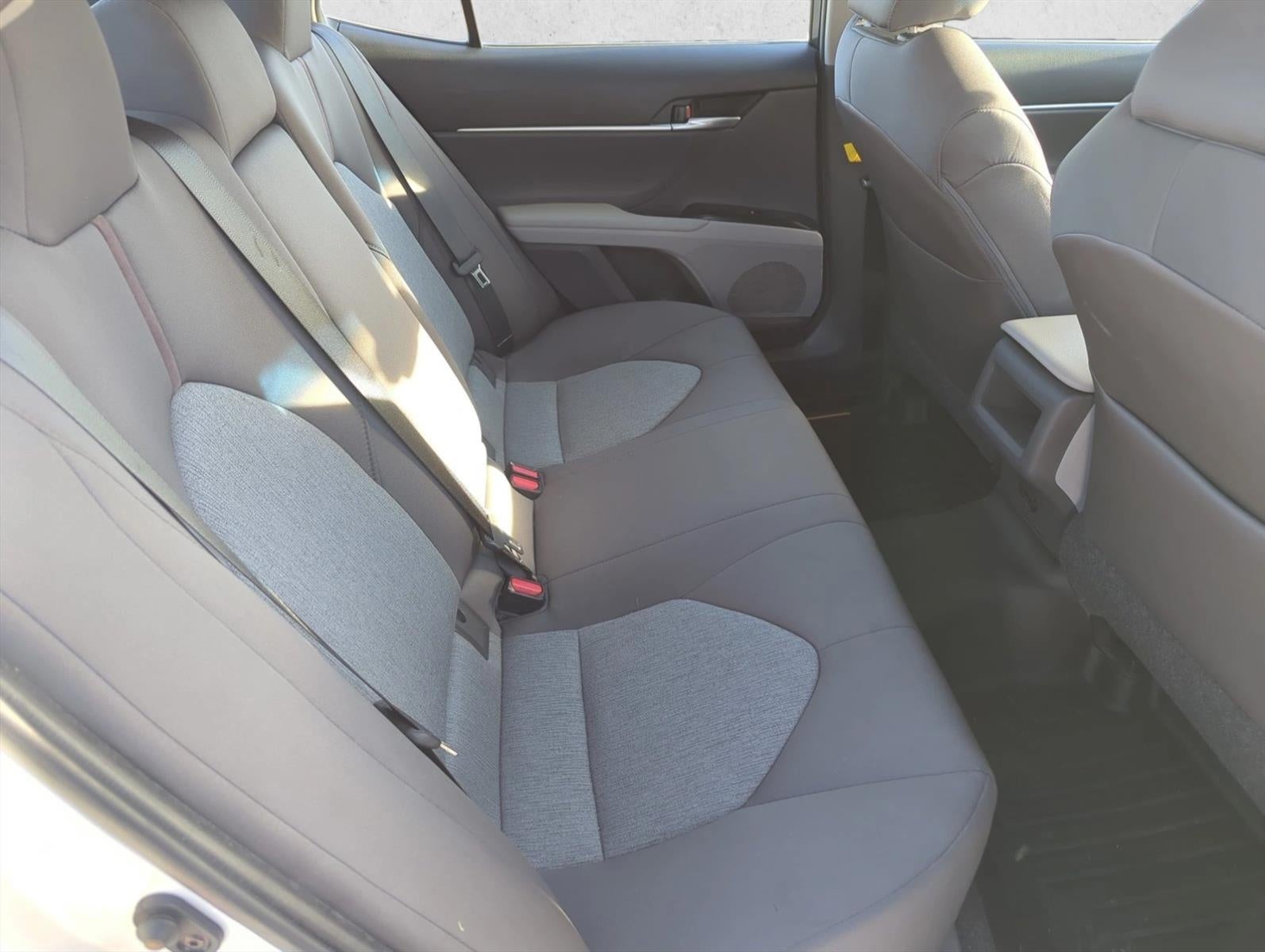 2018 Toyota Camry LE Auto (SE)