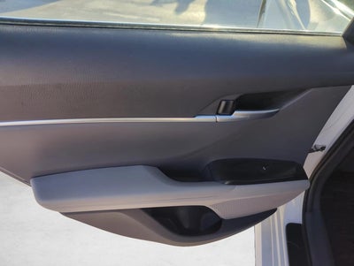2018 Toyota Camry LE Auto (SE)