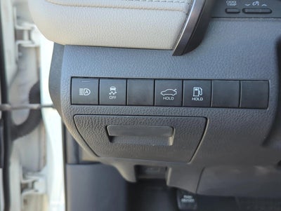 2019 Toyota Camry LE Auto (SE)