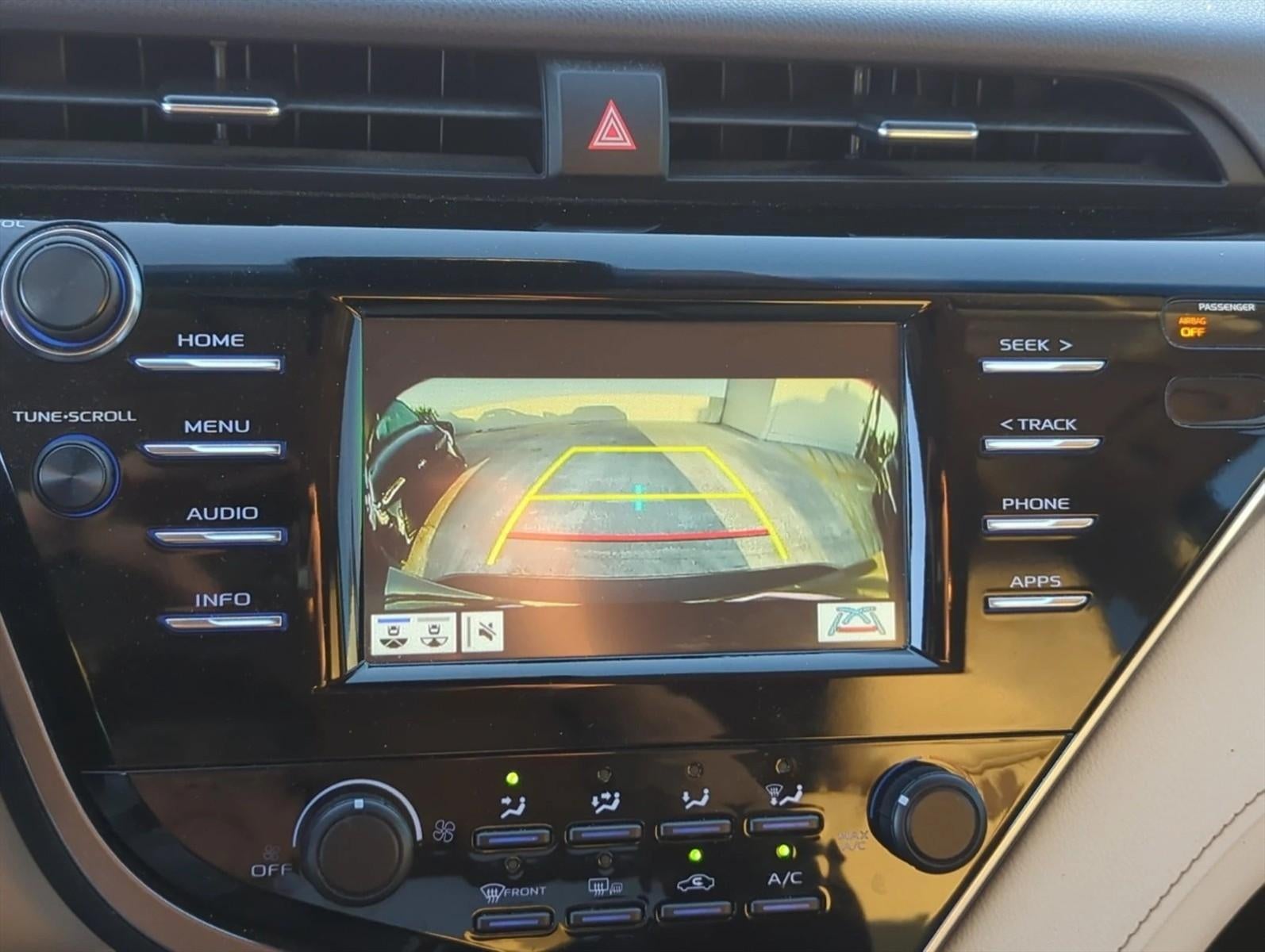 2018 Toyota Camry LE Auto (SE)
