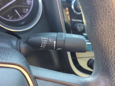2019 Toyota Camry LE Auto (SE)