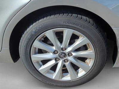 2019 Toyota Camry LE Auto (SE)