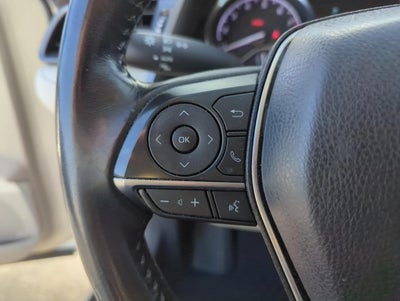 2019 Toyota Camry XLE Auto (SE)