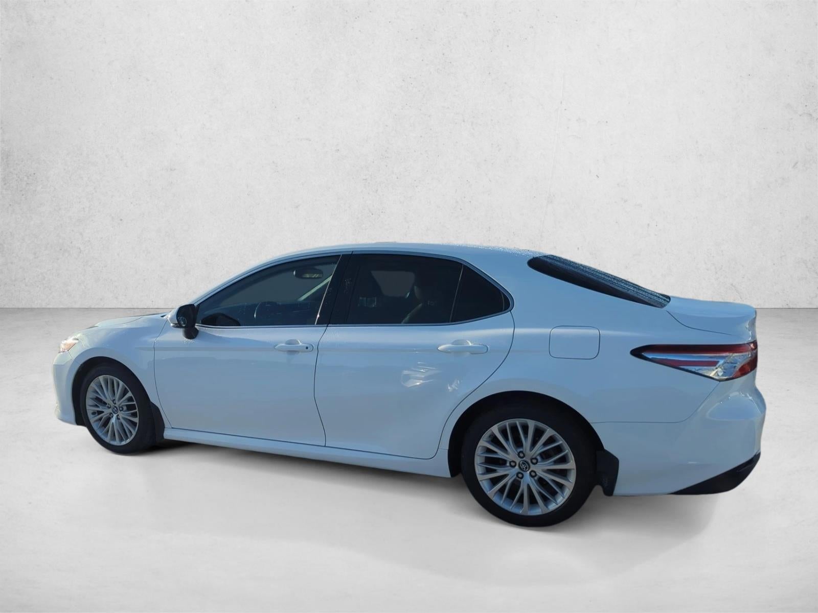 2019 Toyota Camry XLE Auto (SE)